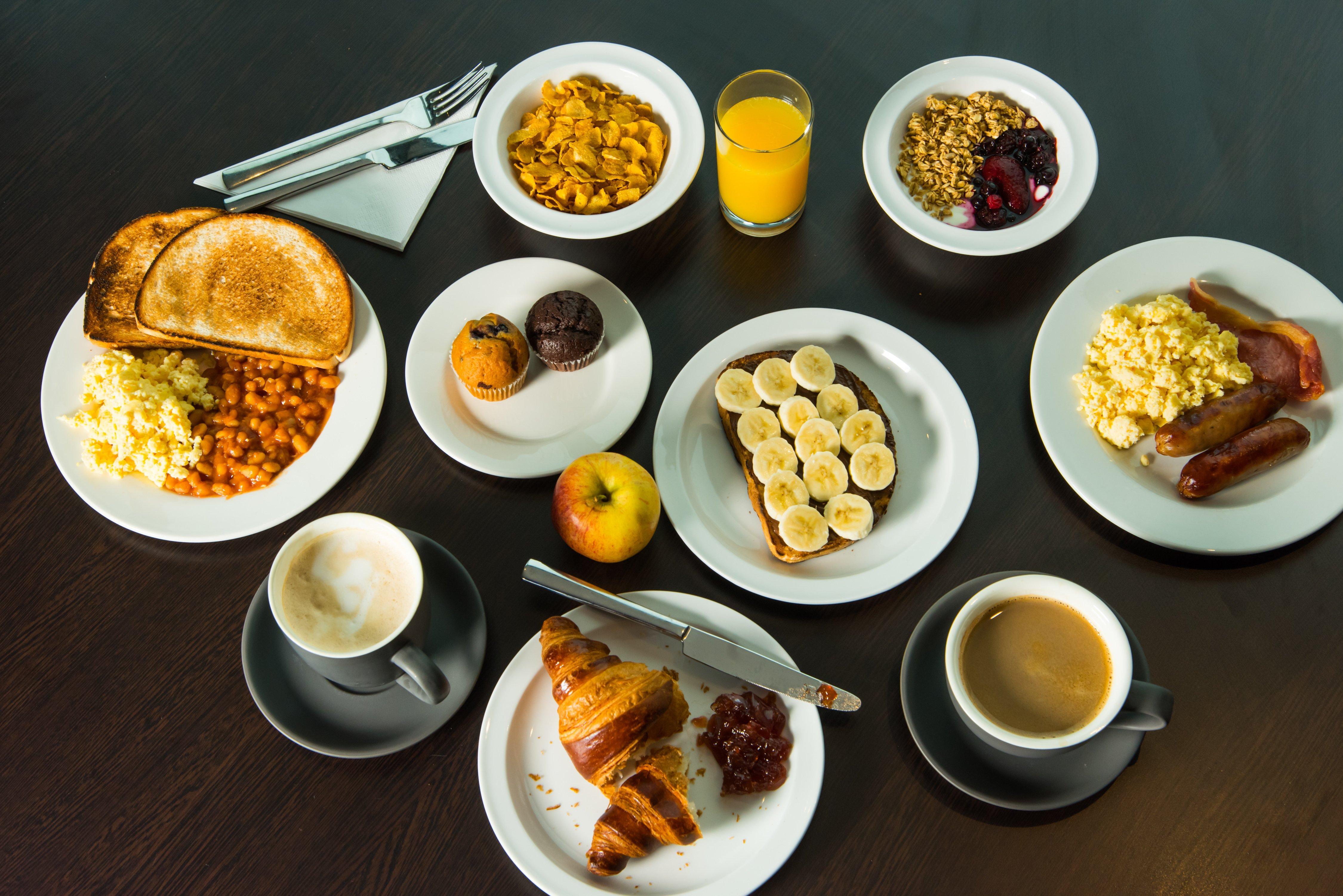 Holiday Inn Express Milton Keynes By Ihg Bagian luar foto